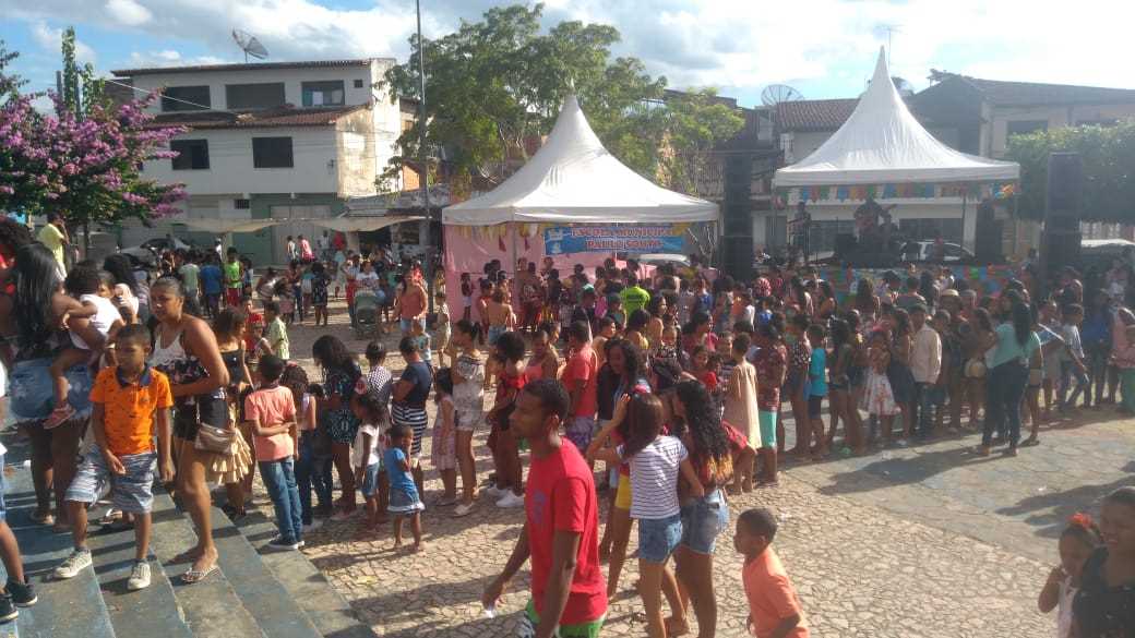Camacã: Secretaria de Educação encerra o 1° Semestre de 2019 com grande festa
